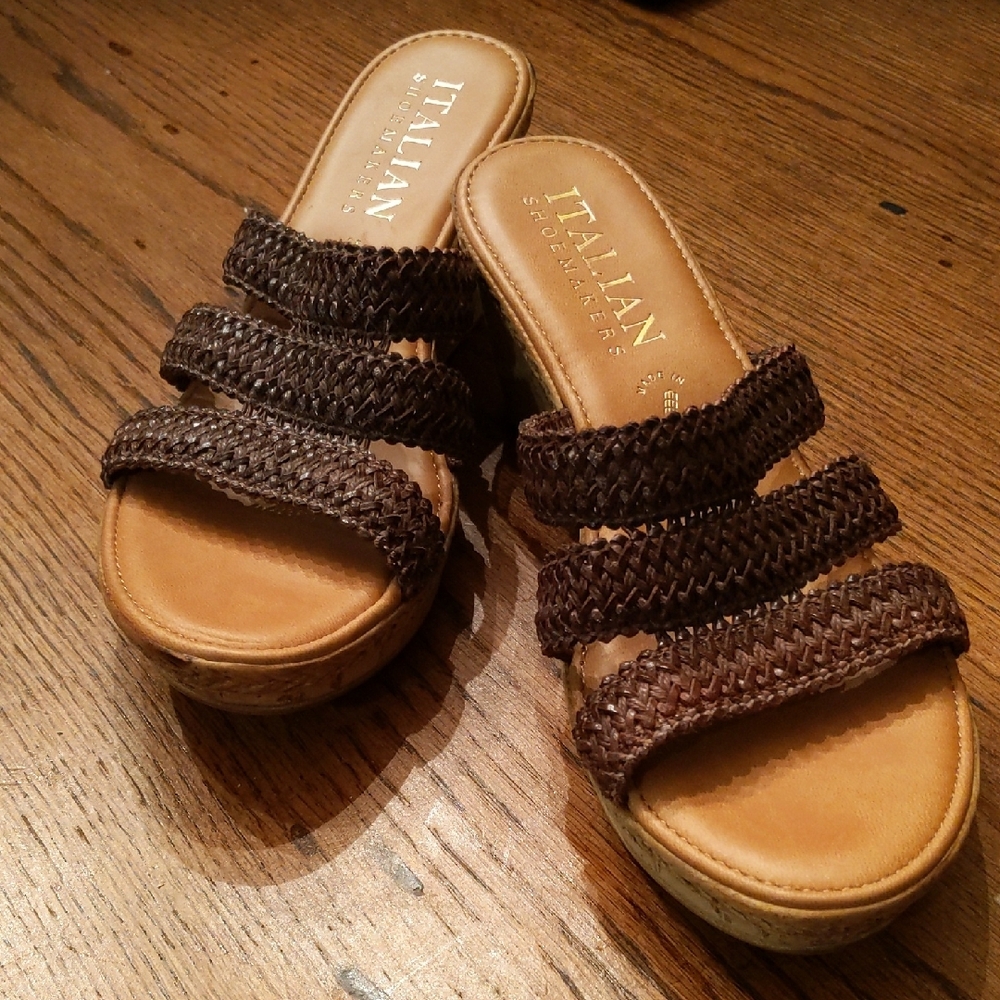Italian Shoemakers Brown Woven Sandals